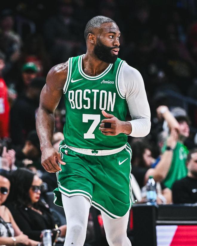 凯尔特人首节狂轰53分创队史单节得分纪录