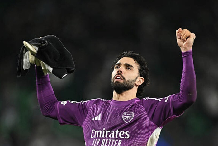 拉亚后场神勇发挥助阿森纳客场力克葡体